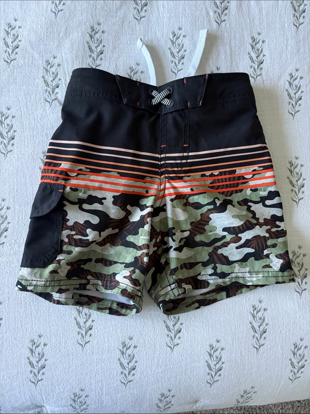Wonder Nation Boys' Swim Bottoms - Black with Camo